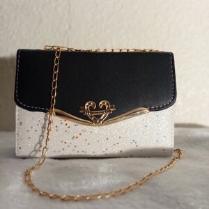 Elegant Black and White Chain Shoulder Bag